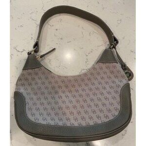 DOONEY AND BOURKE Textured Fabric Taupe/Grey Shoulder Purse Zipper Top